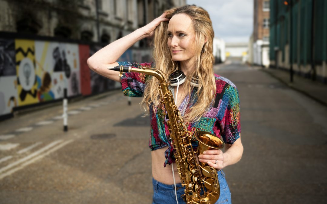 Heather DJ / Sax